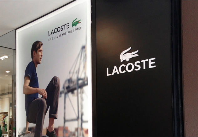 Projeto de ambientação corporativa desenvolvido para a Lacoste